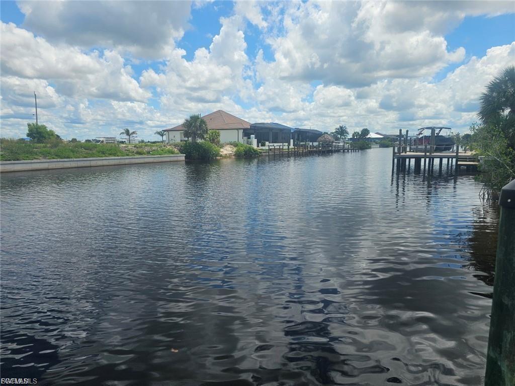 CAPE CORAL - Land