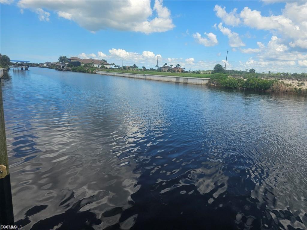 CAPE CORAL - Land