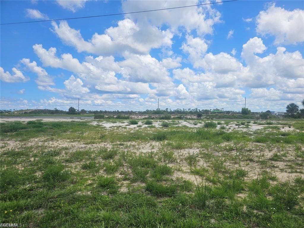 CAPE CORAL - Land
