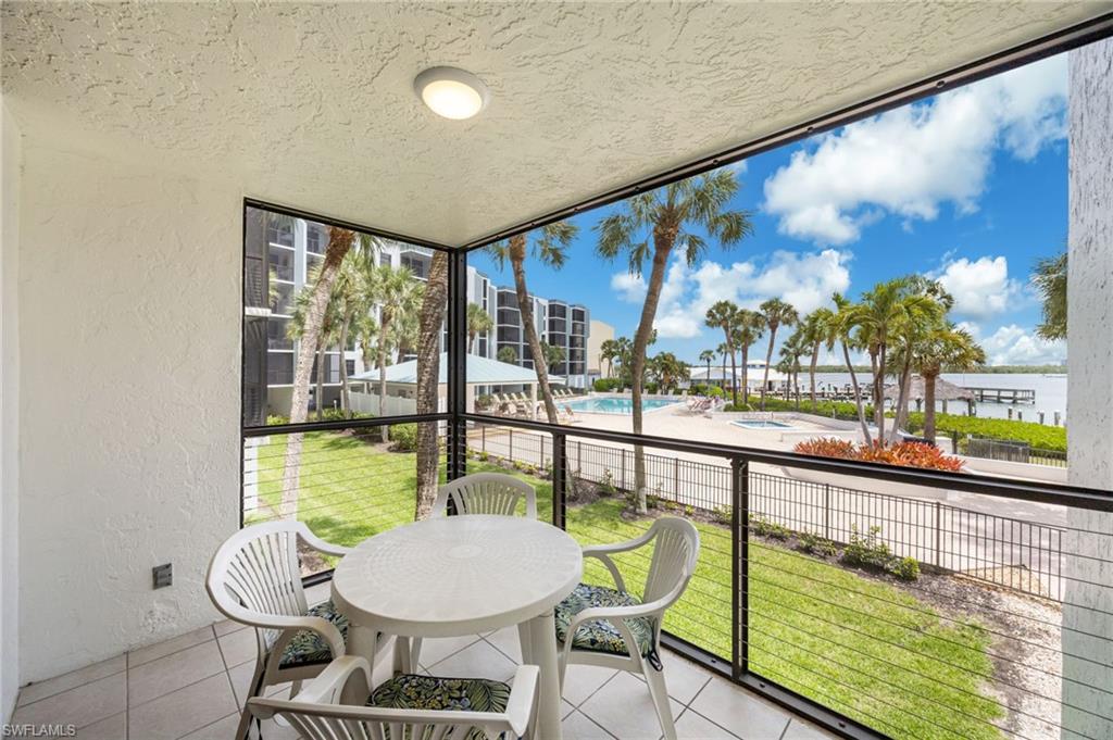 RIVERSIDE CLUB - Residential