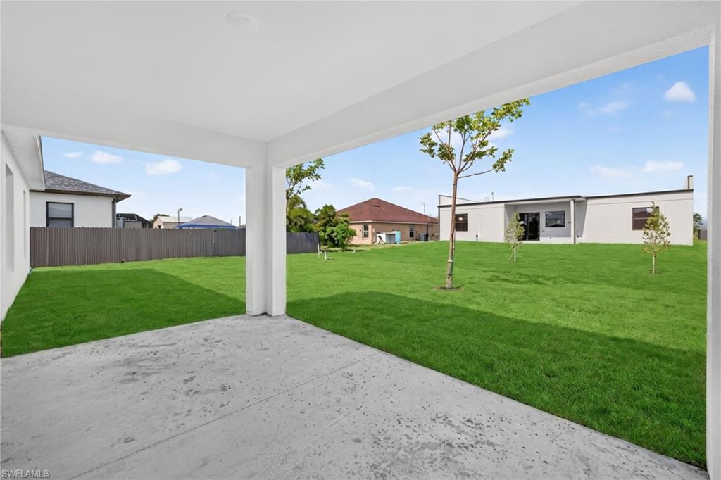 CAPE CORAL - Residential