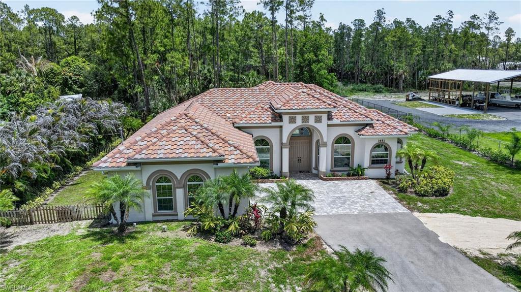 GOLDEN GATE ESTATES - Residential