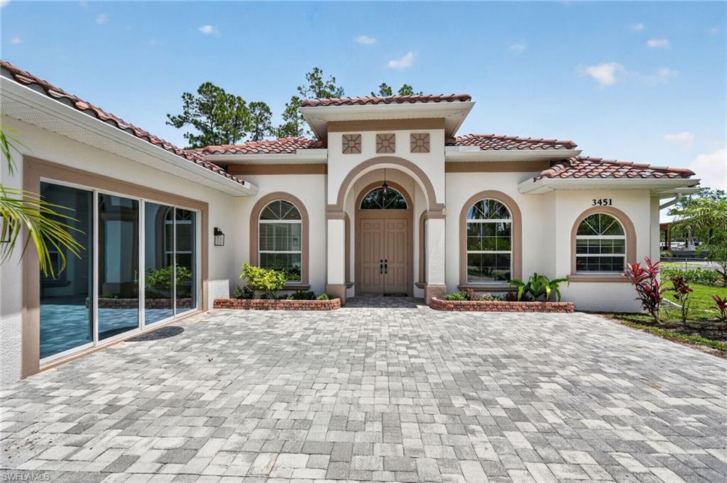 GOLDEN GATE ESTATES - Residential