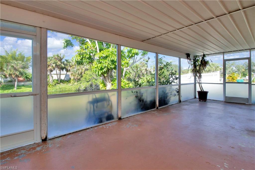 PORT CHARLOTTE - Residential