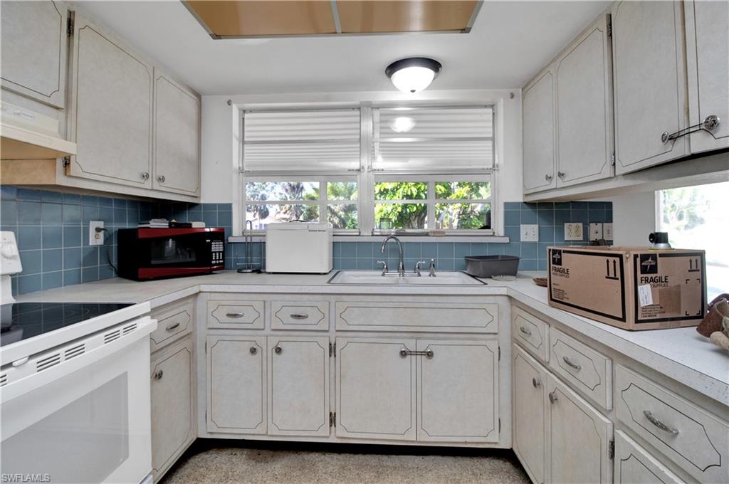 PORT CHARLOTTE - Residential