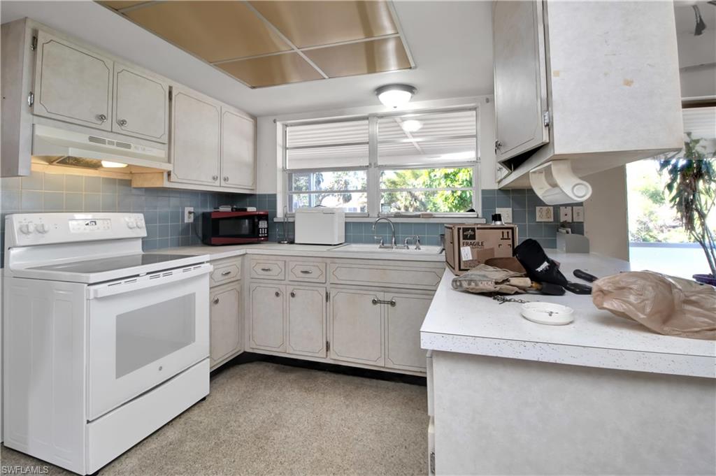 PORT CHARLOTTE - Residential