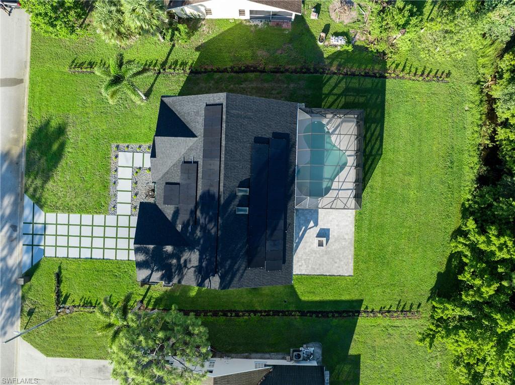 QUEENS PARK AT LAGO VERDE - Residential