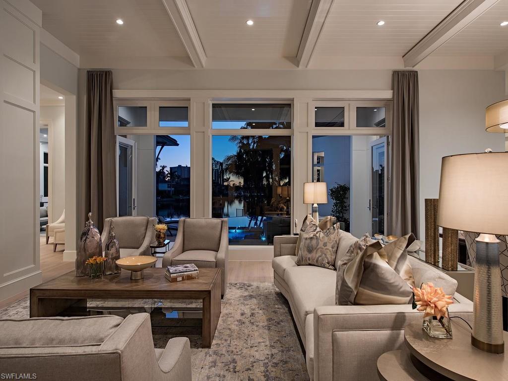 PARK SHORE - Residential