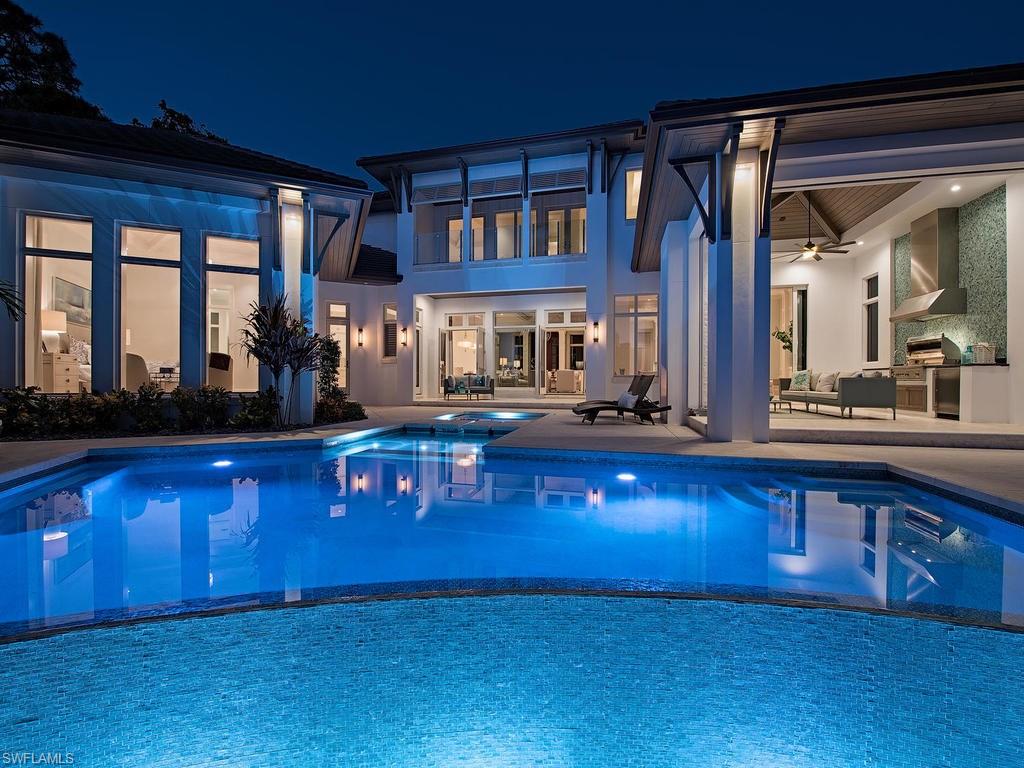 PARK SHORE - Residential