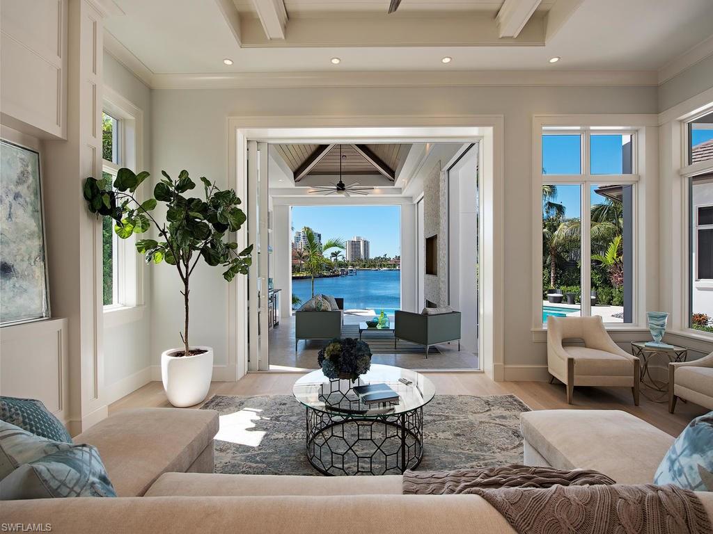 PARK SHORE - Residential