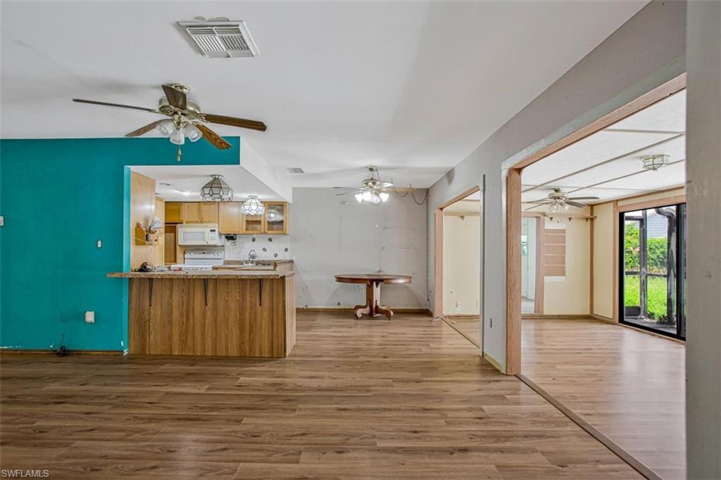 GOLDEN GATE CITY - Residential