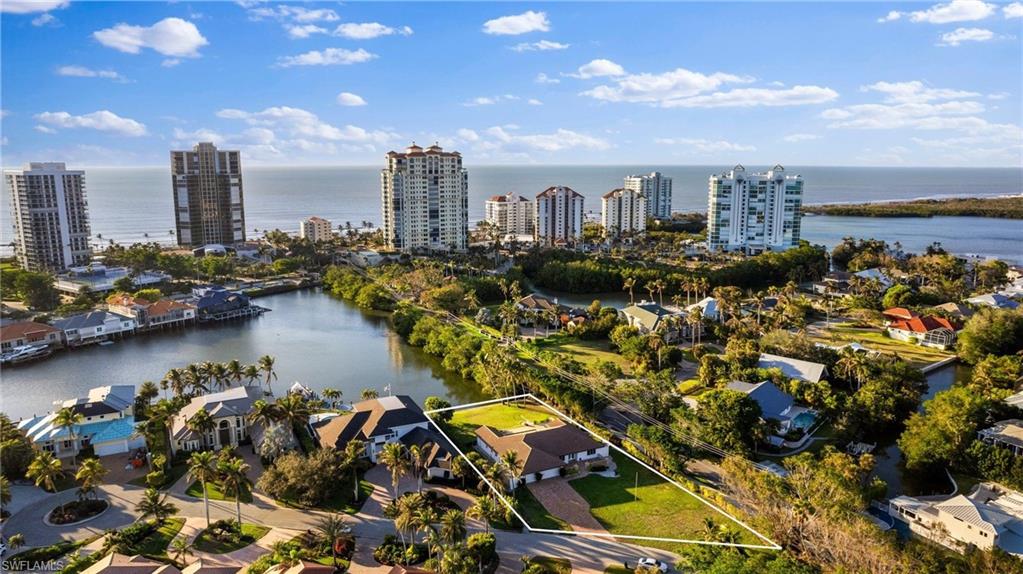 PARK SHORE - Residential