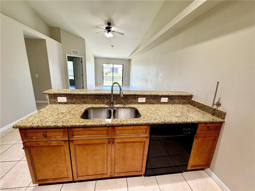 CAPE CORAL - Residential Lease