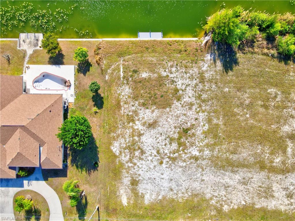 CAPE CORAL - Land