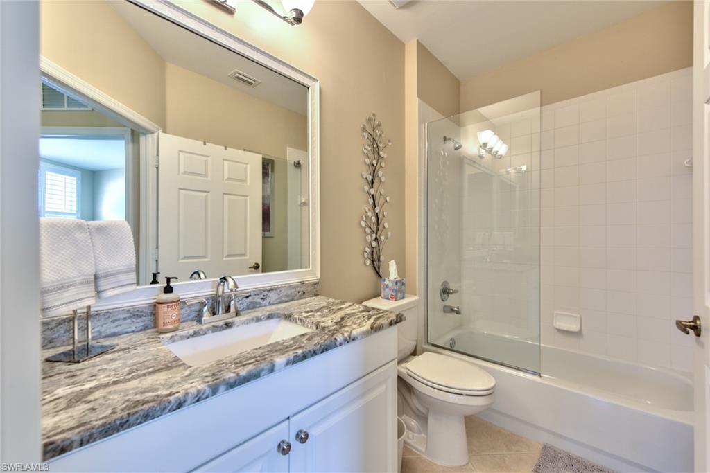 CORAL BAY II - Residential Lease