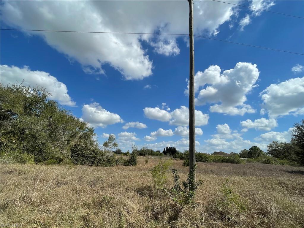 LEHIGH ACRES - Land
