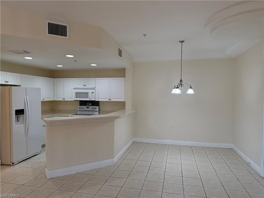 ISLES OF PORTO VISTA - Residential Lease