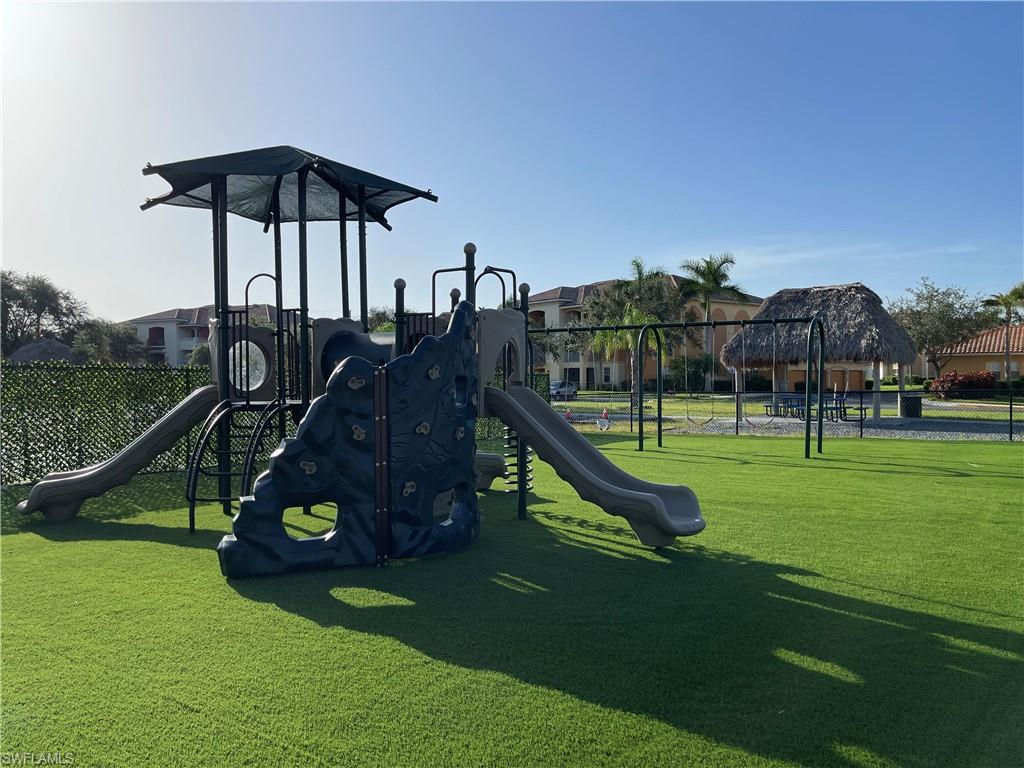 ISLES OF PORTO VISTA - Residential Lease