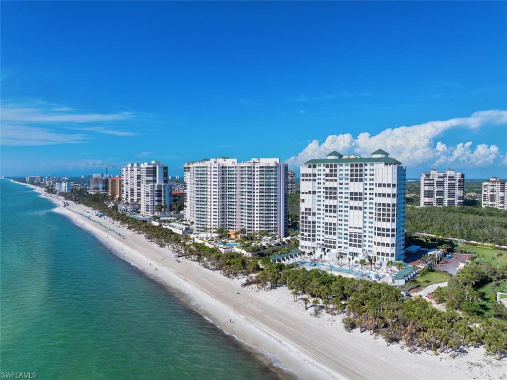 CARLYSLE AT BAY COLONY - Residential