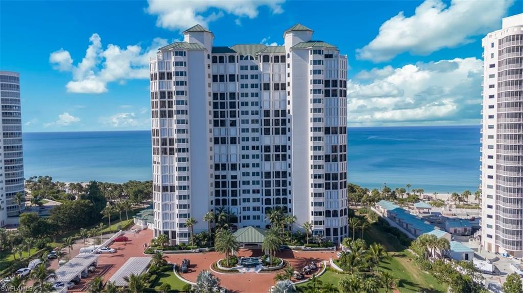 CARLYSLE AT BAY COLONY - Residential