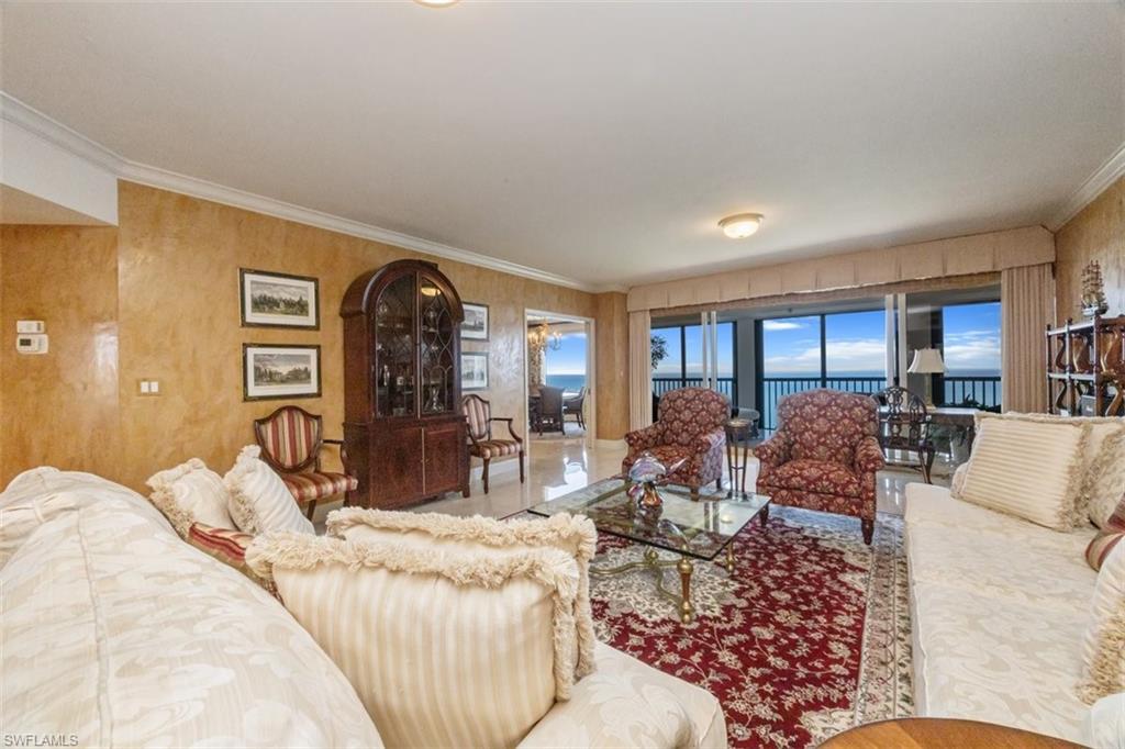 CARLYSLE AT BAY COLONY - Residential