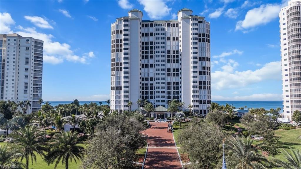 CARLYSLE AT BAY COLONY - Residential
