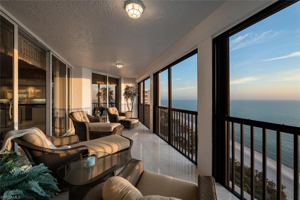 CARLYSLE AT BAY COLONY - Residential