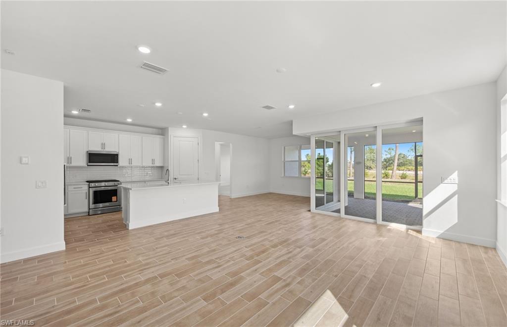 TERRAWALK - Residential