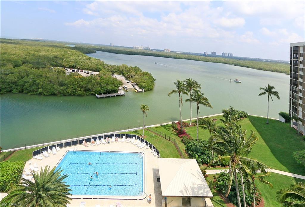 VANDERBILT SURF COLONY - Residential