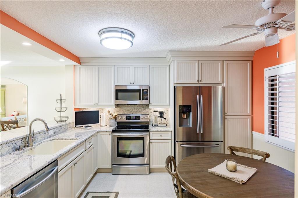 SUNSET HARBOR - Residential
