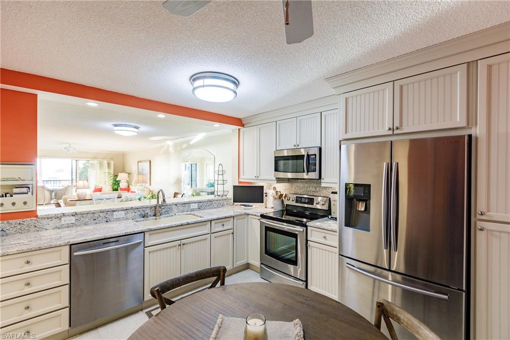 SUNSET HARBOR - Residential