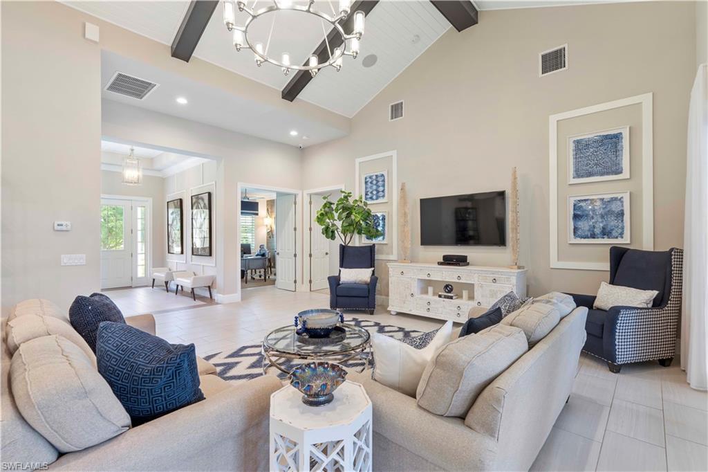 LAKE TIMBER - Residential
