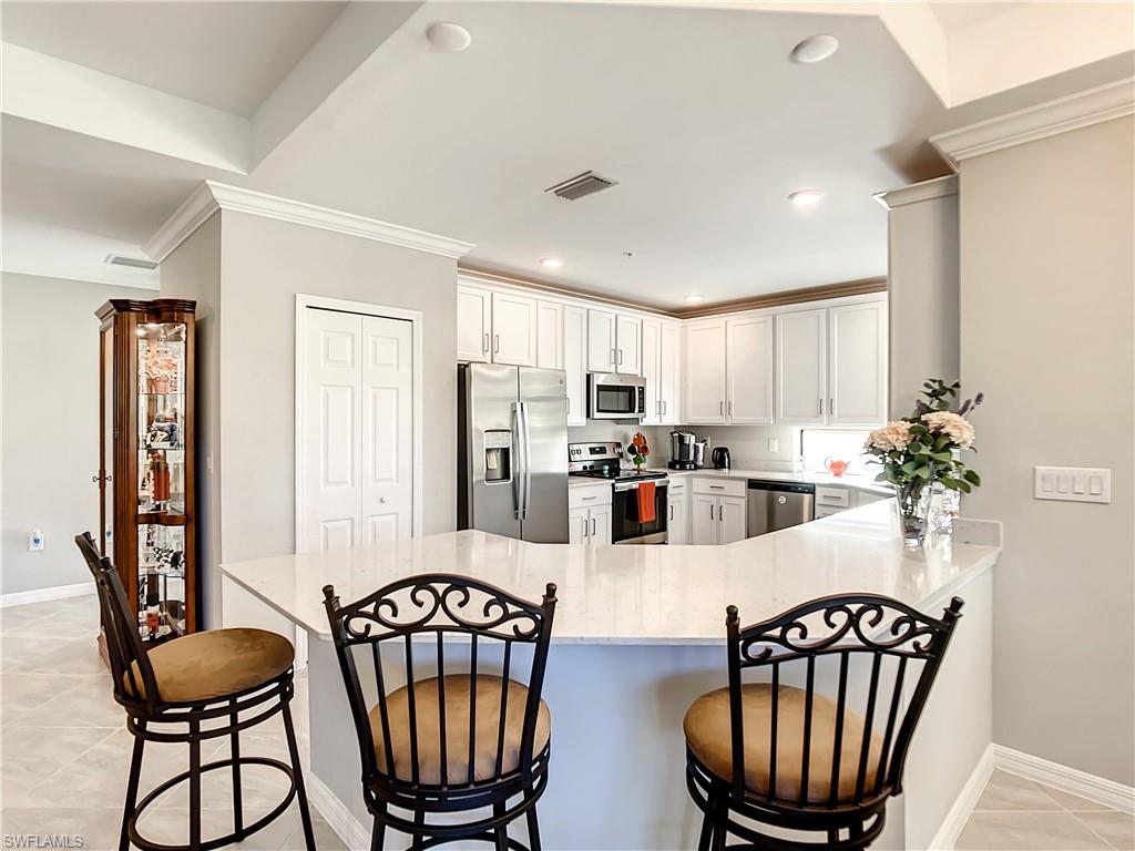 PRENTISS POINTE - Residential