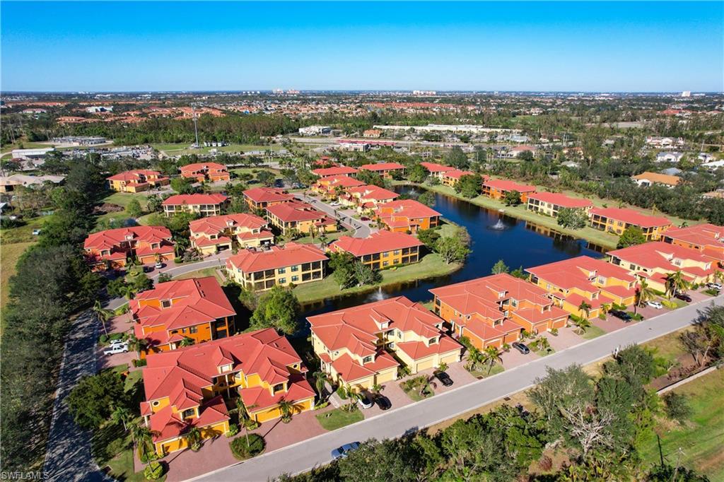 PRENTISS POINTE - Residential