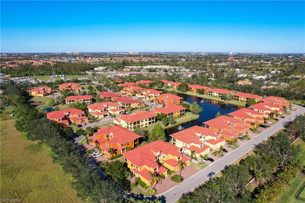 PRENTISS POINTE - Residential