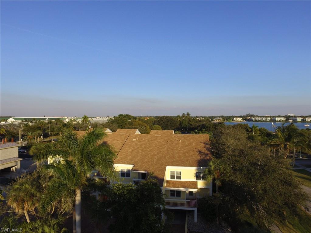 OLDE NAPLES - Commercial Sale