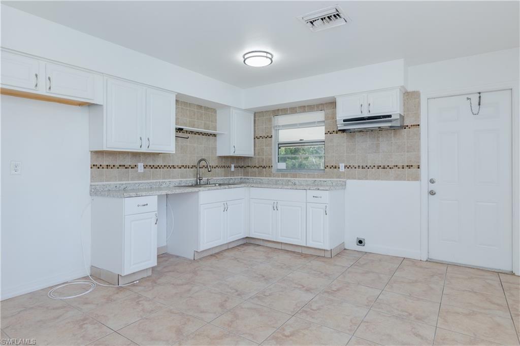 NORTH FORT MYERS - Residential
