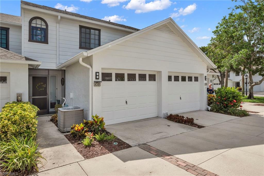 PELICAN RIDGE - Residential