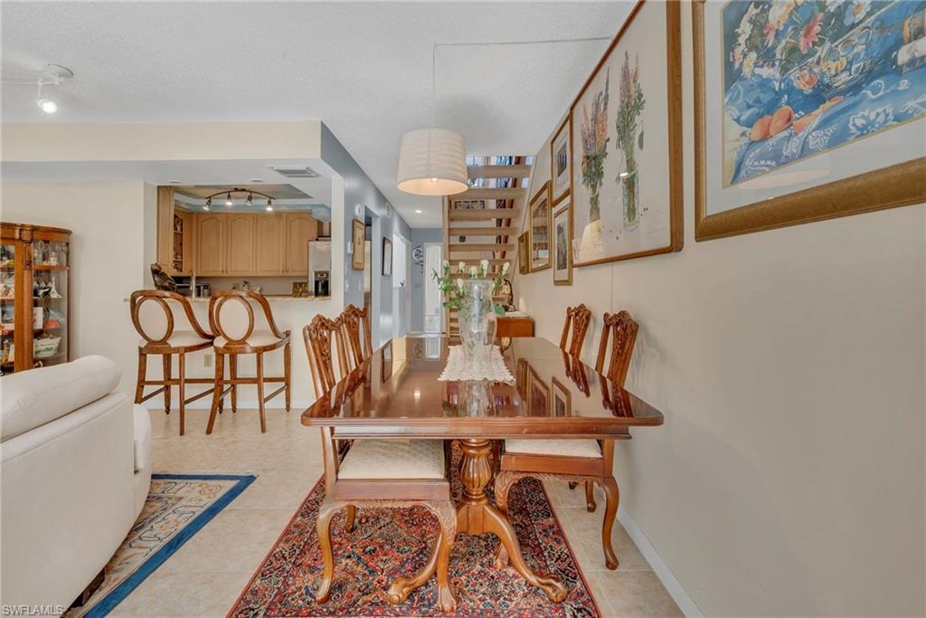 PELICAN RIDGE - Residential