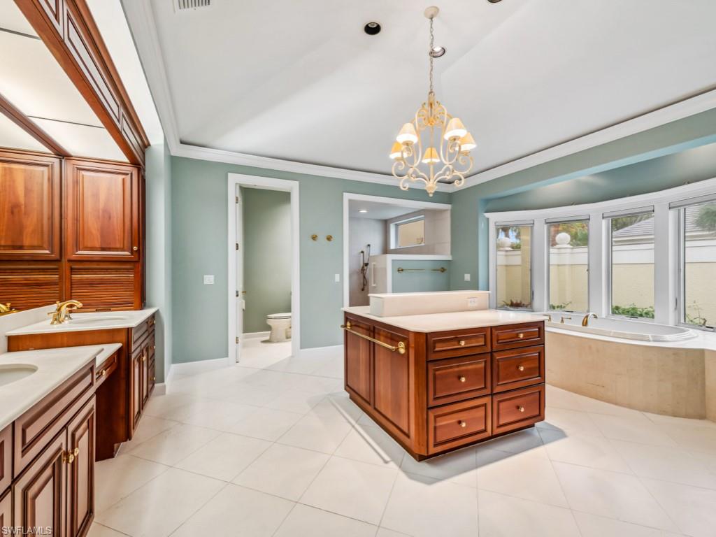 ROOKERY LAKE - Residential