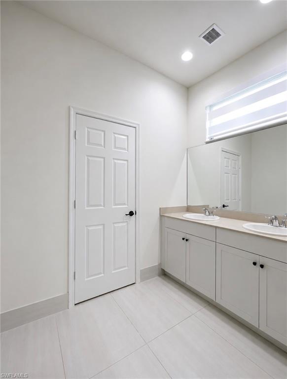 SILVERWOOD - Residential Lease