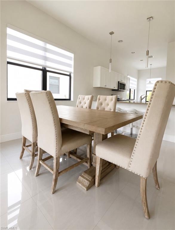 SILVERWOOD - Residential Lease