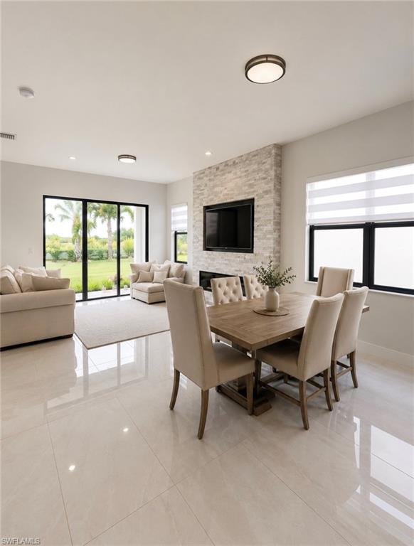 SILVERWOOD - Residential Lease