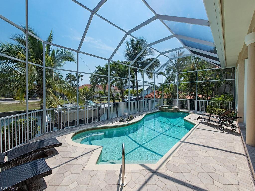 AQUALANE SHORES - Residential