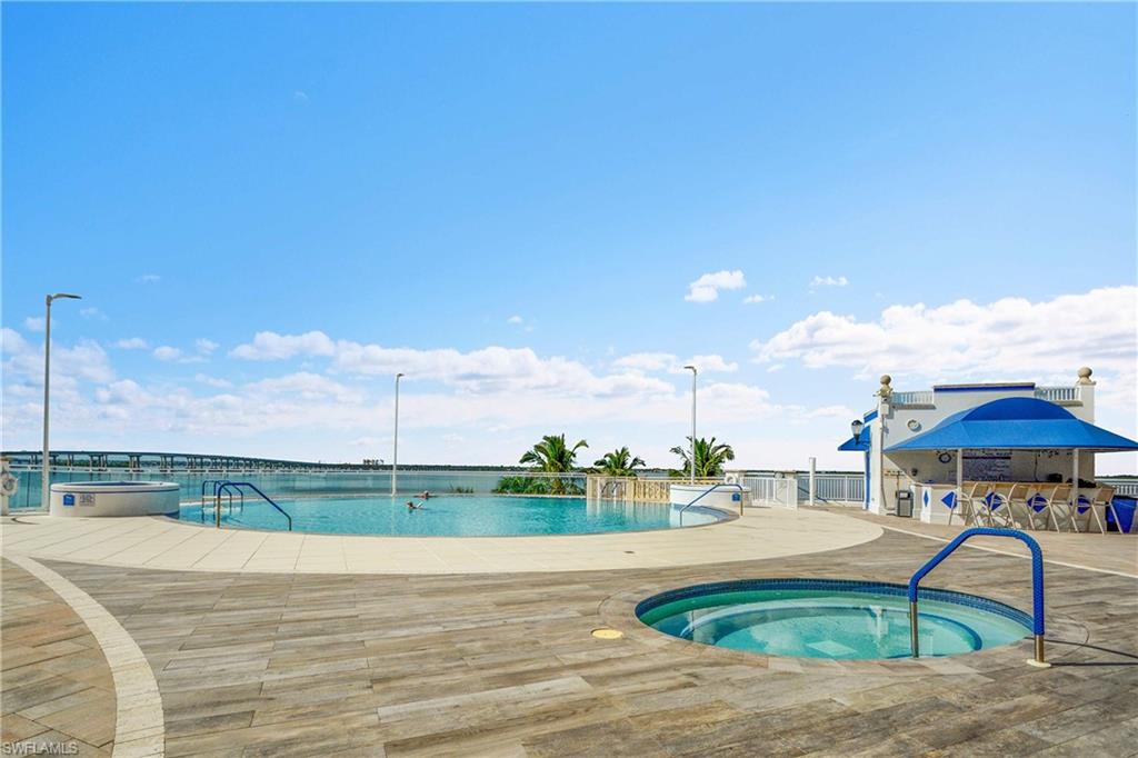 RIVIERA - Residential