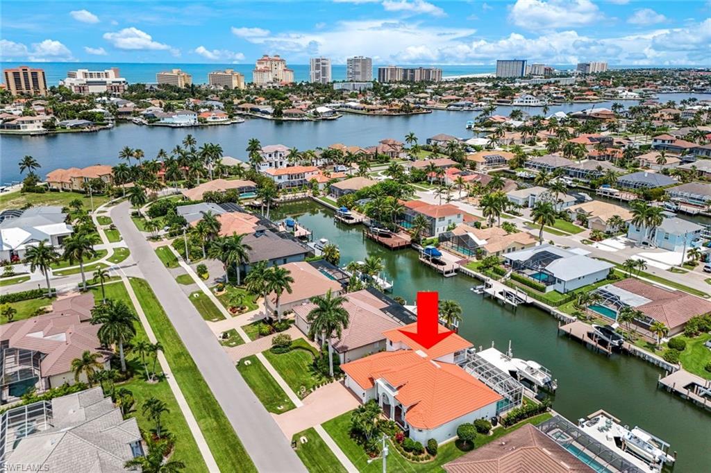 MARCO BEACH - Residential