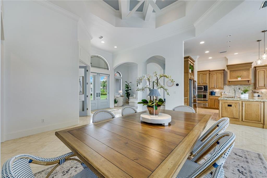 MARCO BEACH - Residential