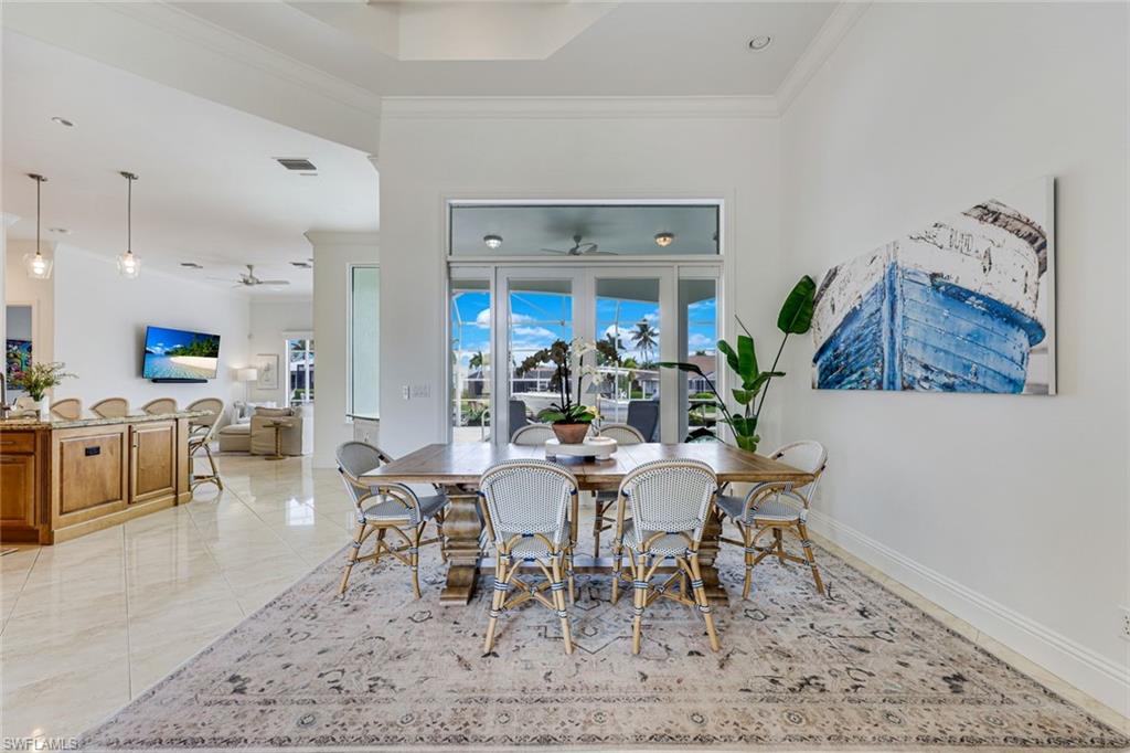 MARCO BEACH - Residential