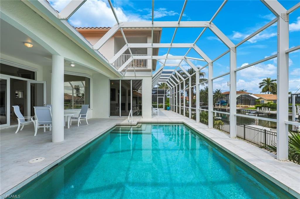 MARCO BEACH - Residential