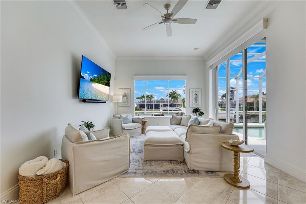 MARCO BEACH - Residential